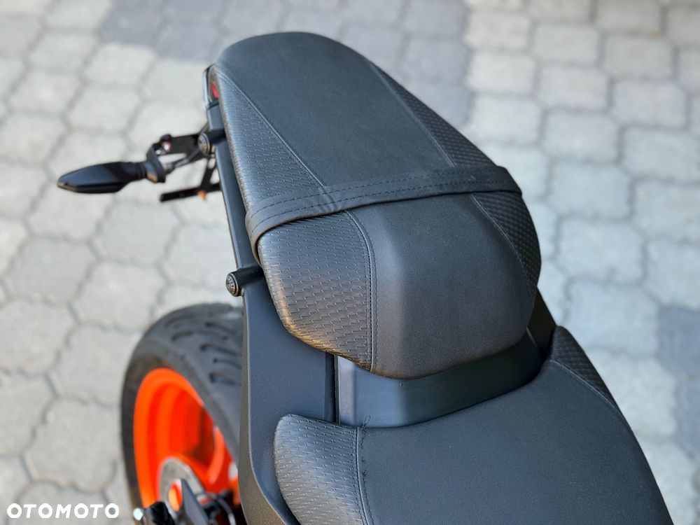 KTM Duke - 19