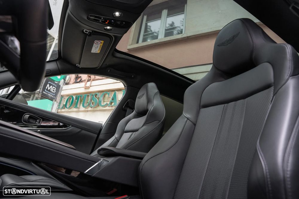 Aston Martin DBX 707 - 10