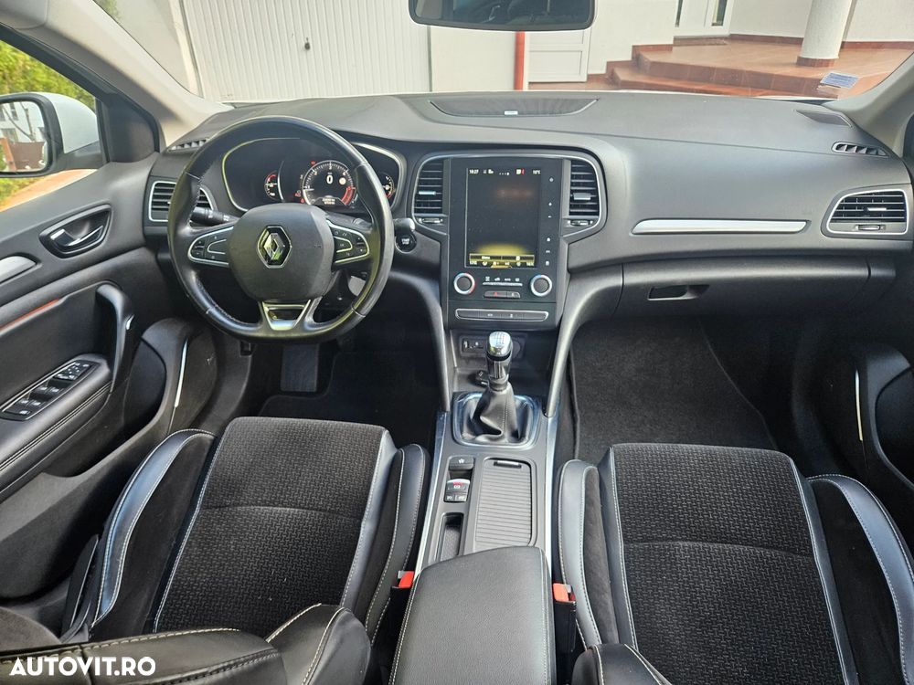 Renault Megane ENERGY dCi 130 BOSE EDITION - 5