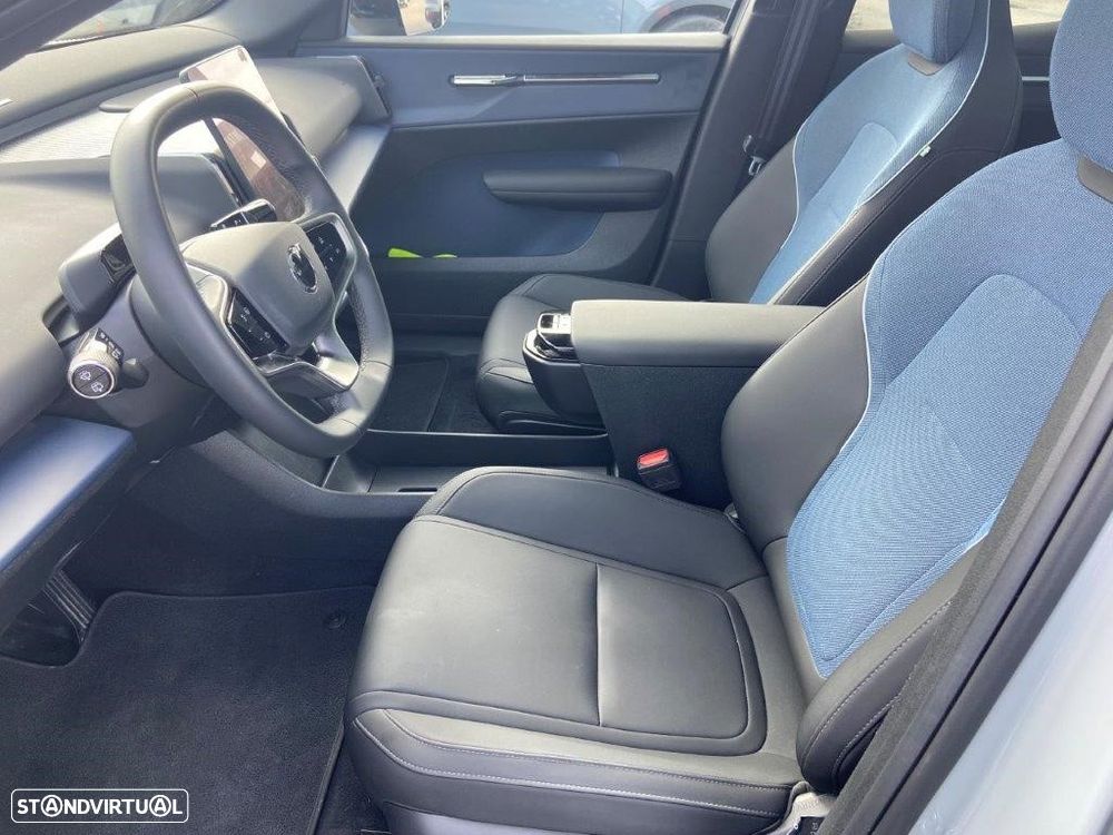 Volvo EX30 69 kWh Twin Motor Ultra - 8