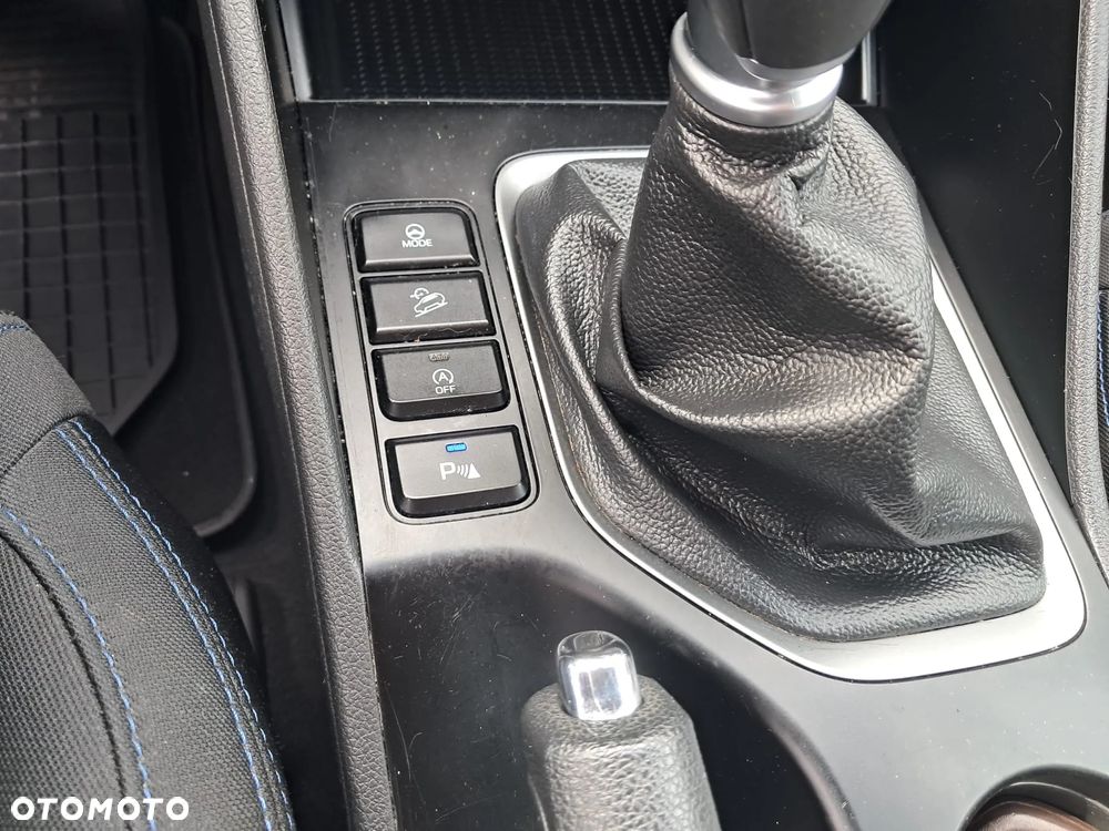 Hyundai Tucson blue 1.7 CRDi 2WD Style - 12