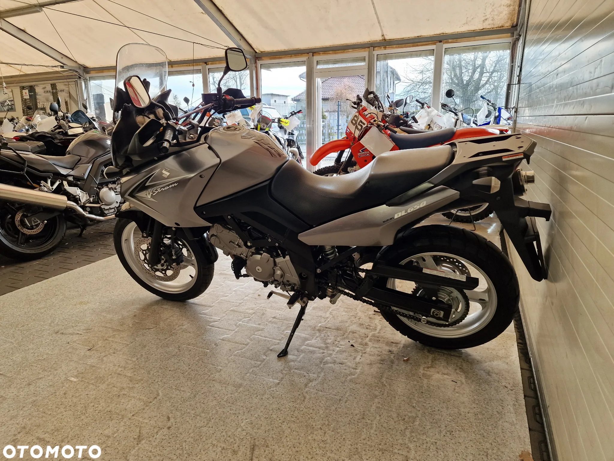 Suzuki DL - 21