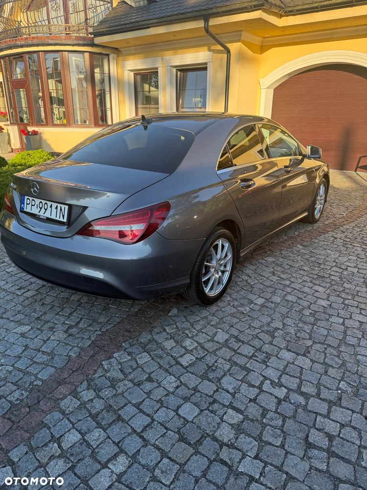 Mercedes-Benz CLA 200 7G-DCT - 1
