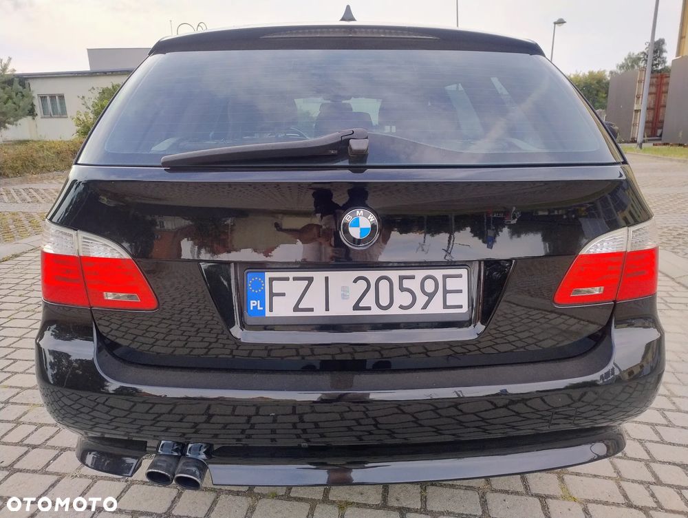 BMW Seria 5 523i Touring Edition Exclusive - 4