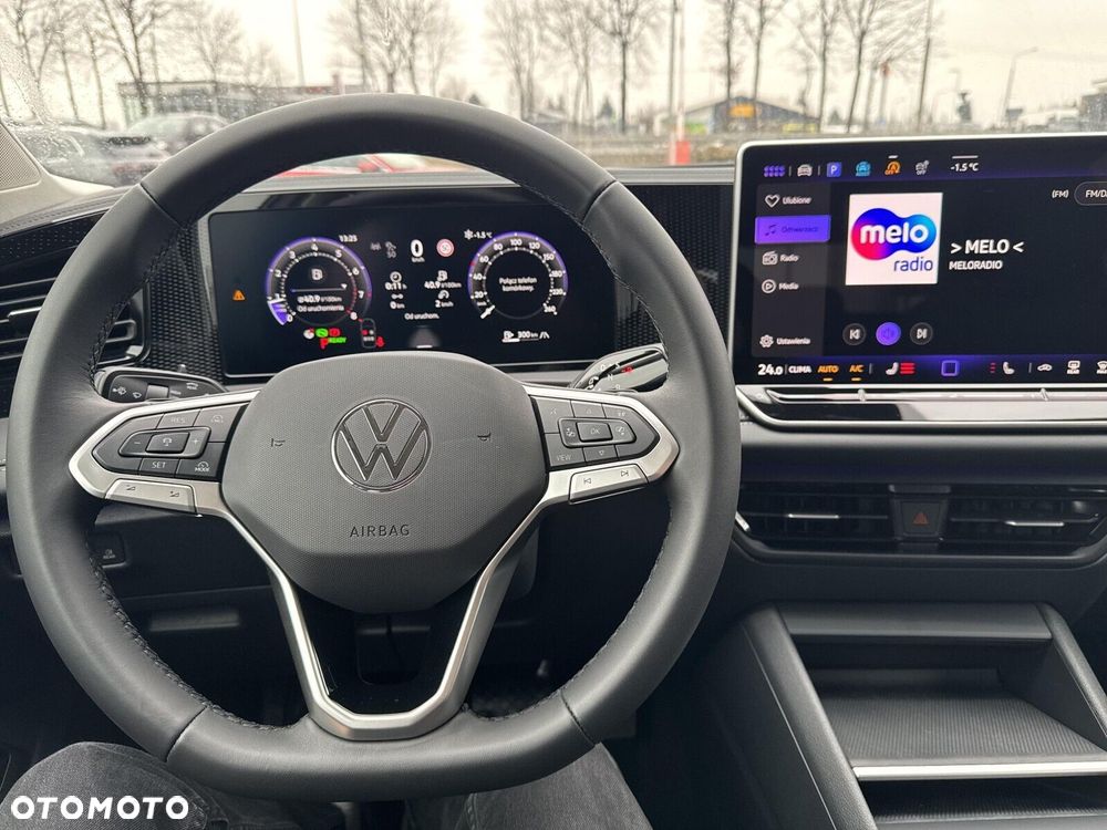 Volkswagen Tiguan - 13