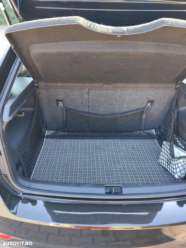 Skoda RAPID 1.2 TSI Ambition - 14