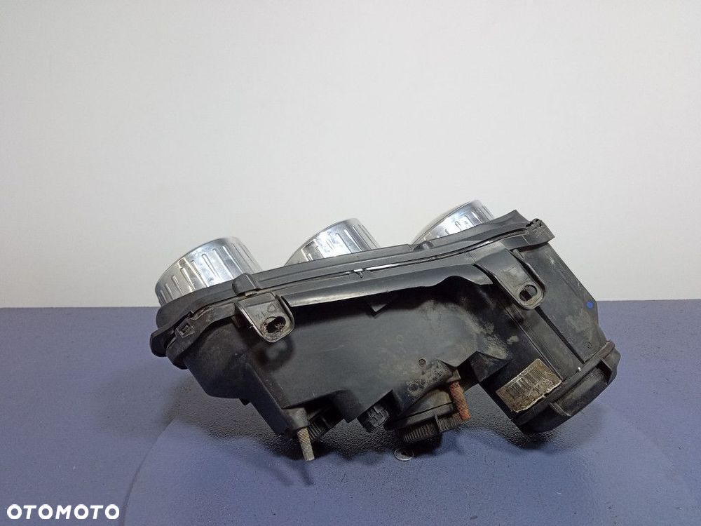 ALFA ROMEO 159 REFLEKTOR PRAWY LAMPA LEWA EU 60682088 - 2