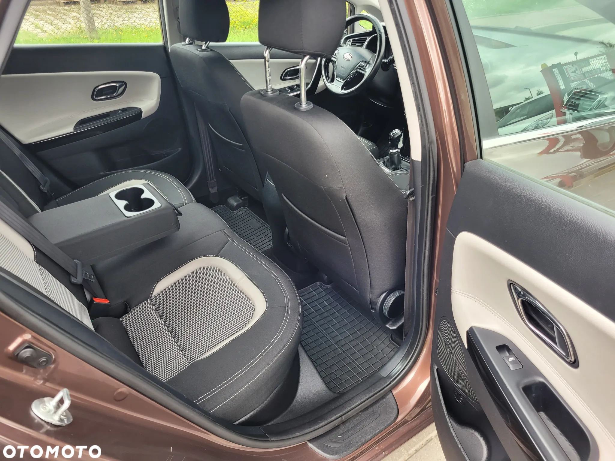 Kia Ceed 1.4 CVVT Spirit - 17