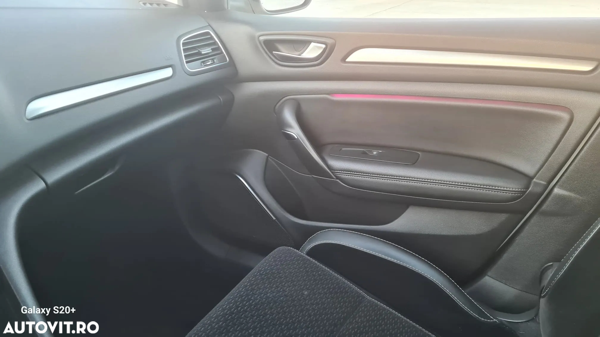 Renault Megane ENERGY dCi 110 EDC INTENS - 6