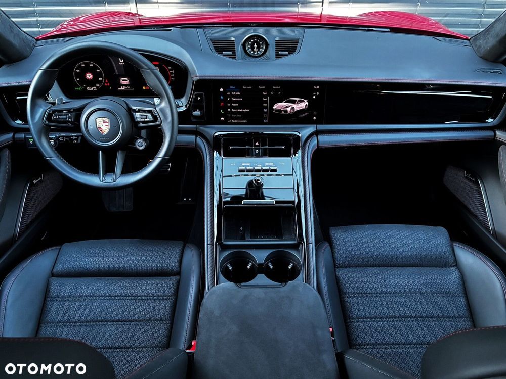 Porsche Panamera GTS - 28