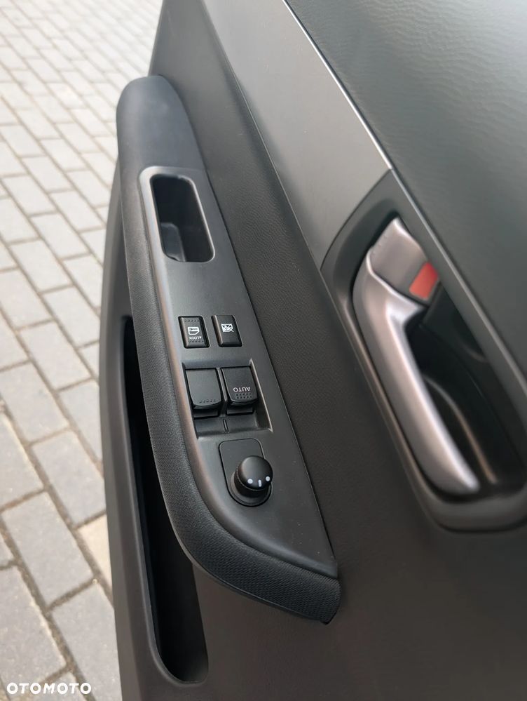 Suzuki Swift - 7