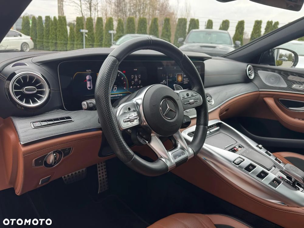 Mercedes-Benz AMG GT - 18