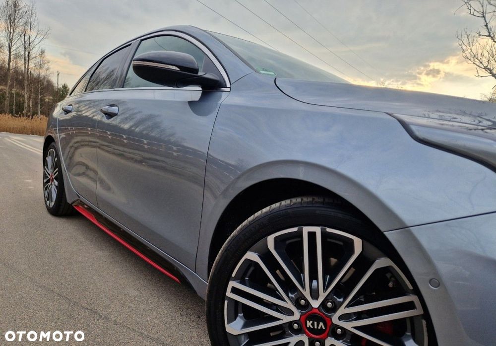 Kia ProCeed 1.6 T-GDI GT - 17