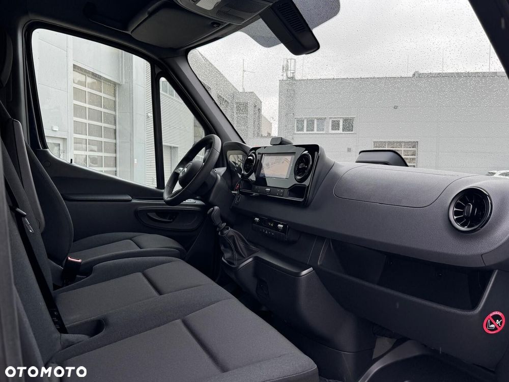 Mercedes-Benz Sprinter Furgon 315 cdi L3H2 - 8