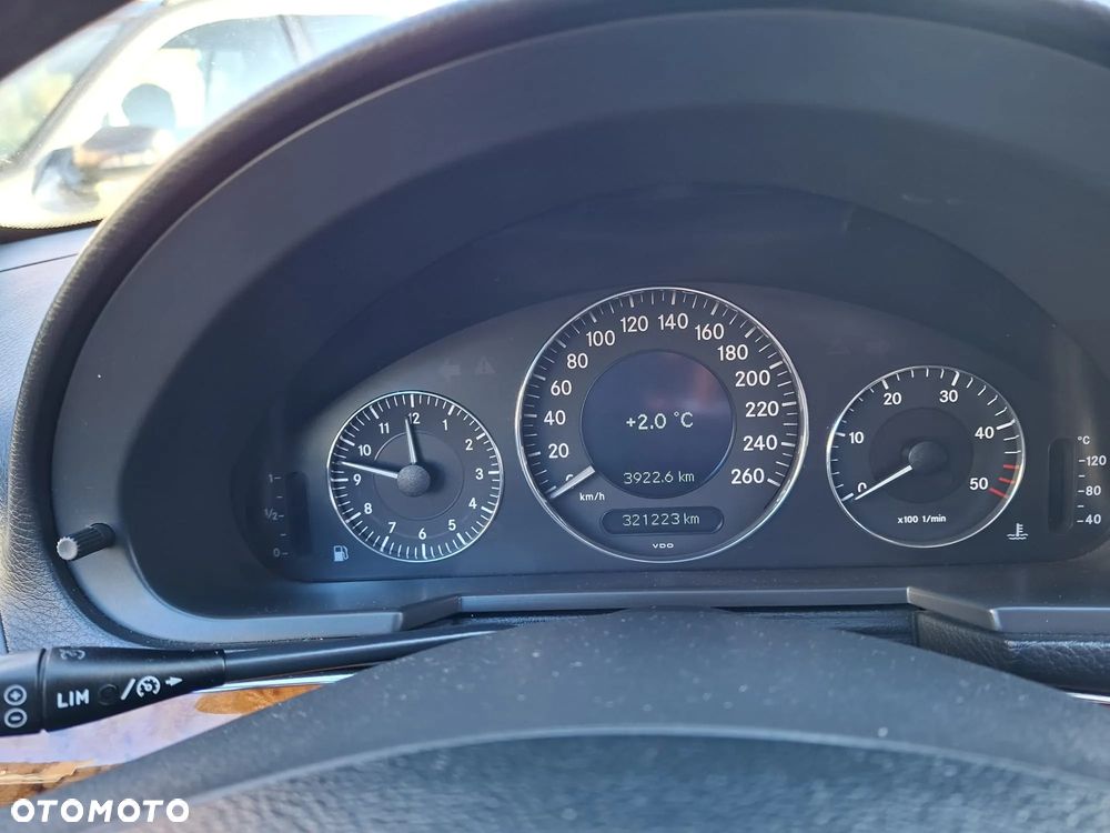 Mercedes-Benz Klasa E 270 CDI Elegance - 5