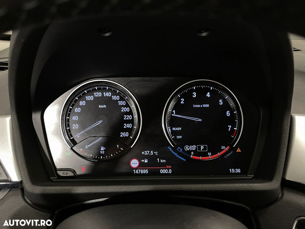 BMW X1 xDrive20i AT - 32