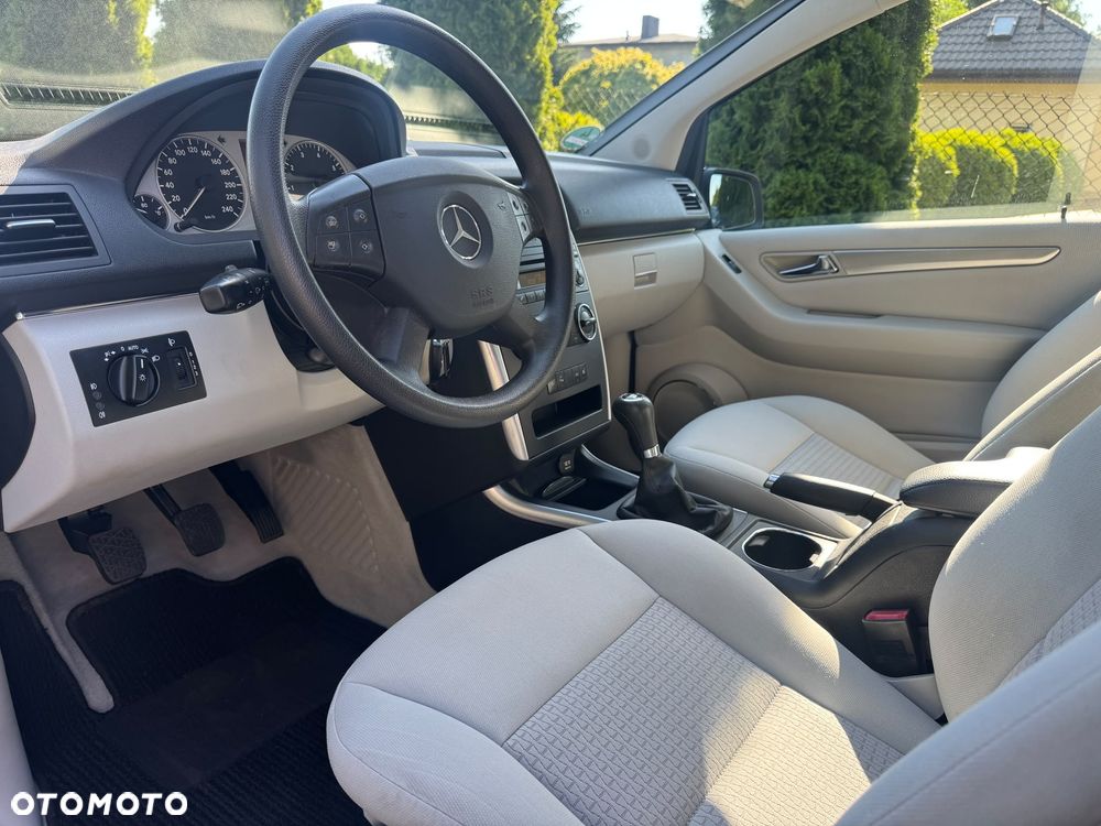 Mercedes-Benz Klasa B 180 BlueEFFICIENCY SPORT EDITION - 5