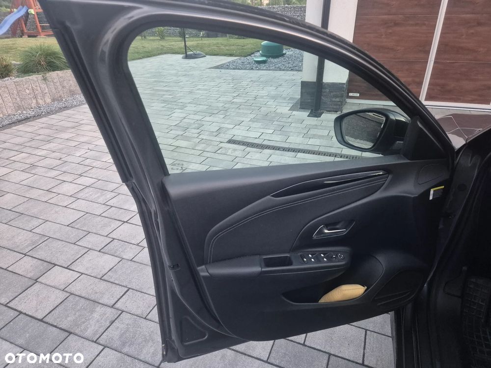 Opel Corsa 1.5 D Elegance S&S - 11