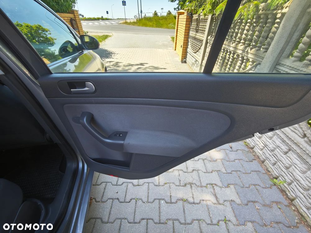 Volkswagen Golf Plus 1.4 Goal - 25
