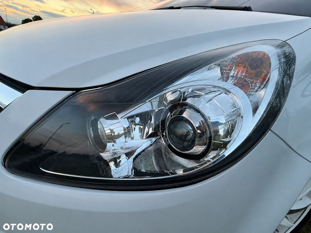 Opel Corsa - 12