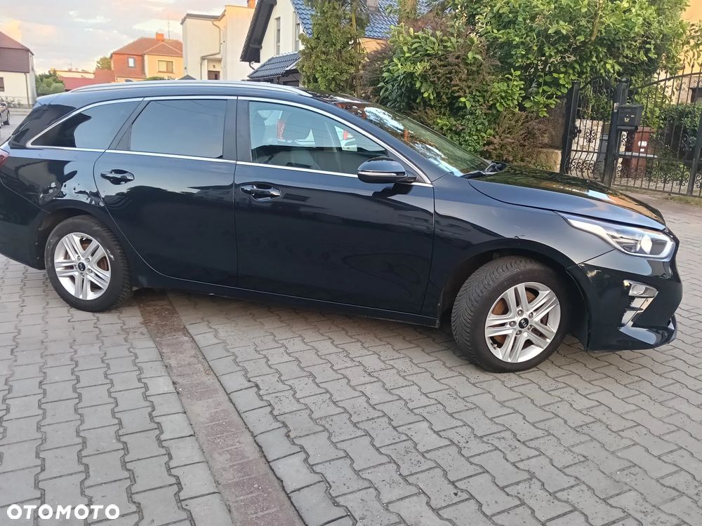 Kia Ceed - 14