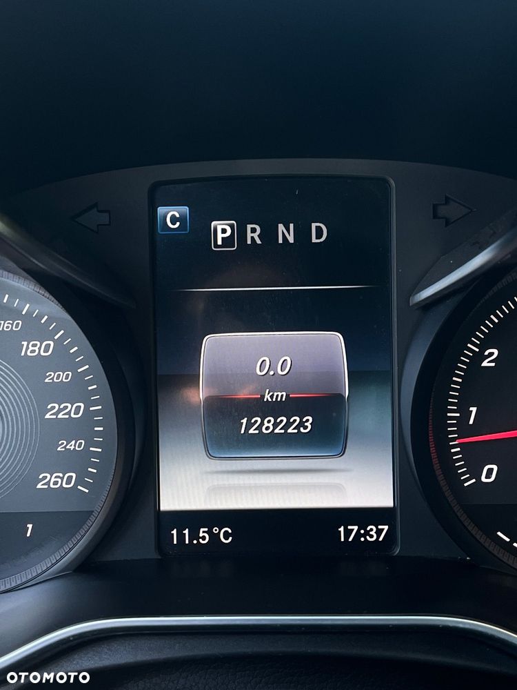 Mercedes-Benz Klasa C 300 7G-TRONIC Exclusive - 12