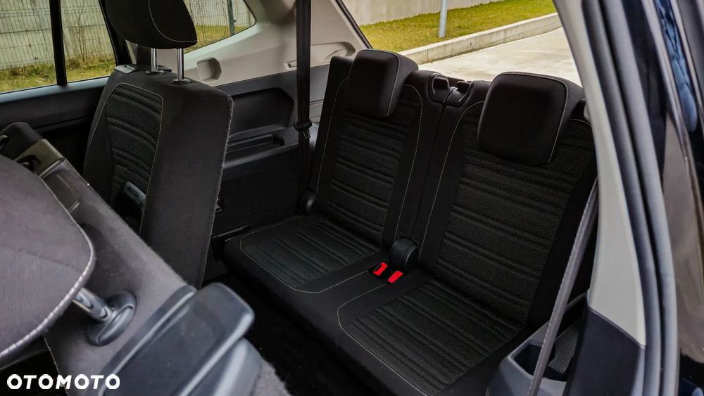 Volkswagen Tiguan Allspace - 13