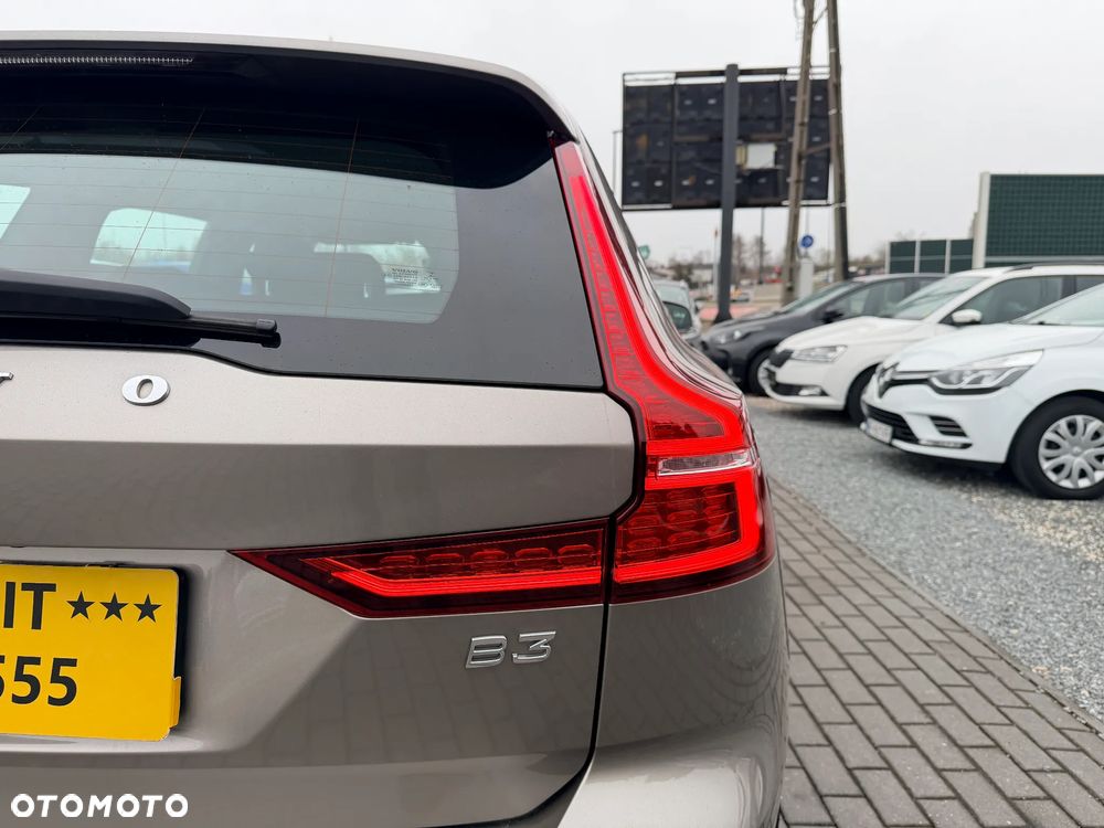 Volvo V60 B3 B Momentum Core - 11