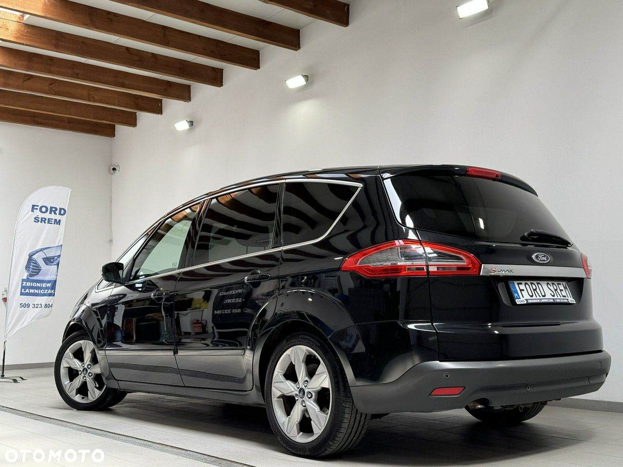 Ford S-Max - 16