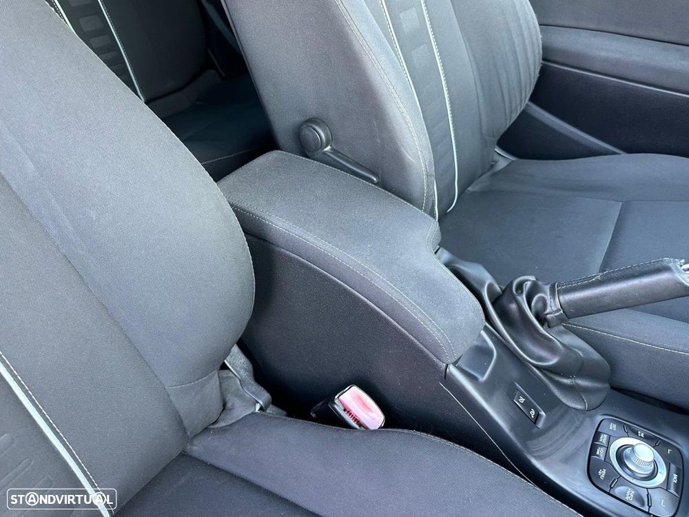 Renault Mégane Coupe 1.5 dCi Dynamique - 32