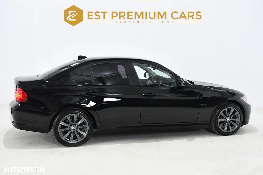 BMW Seria 3 318d - 11