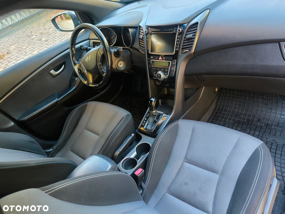 Hyundai i30 - 25