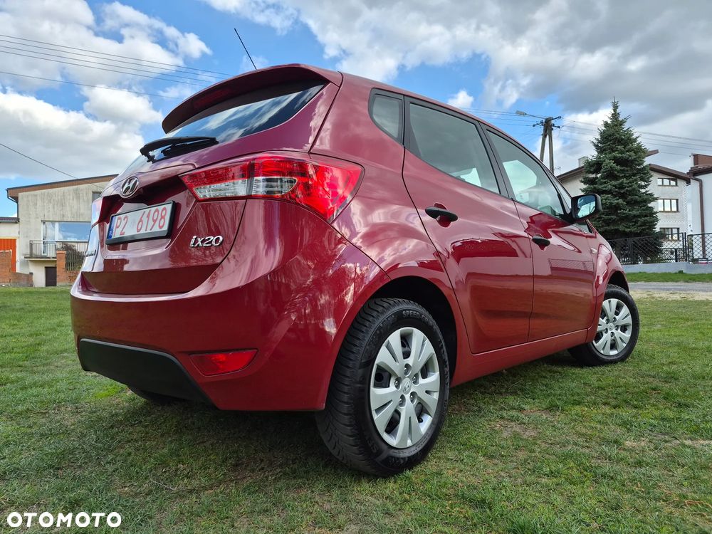 Hyundai ix20 - 11