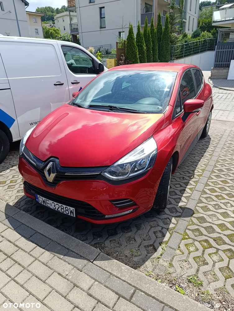 Renault Clio 1.2 16V Alize - 2