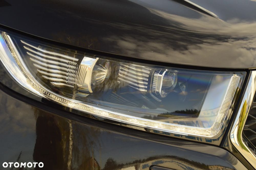 Ford Edge - 32