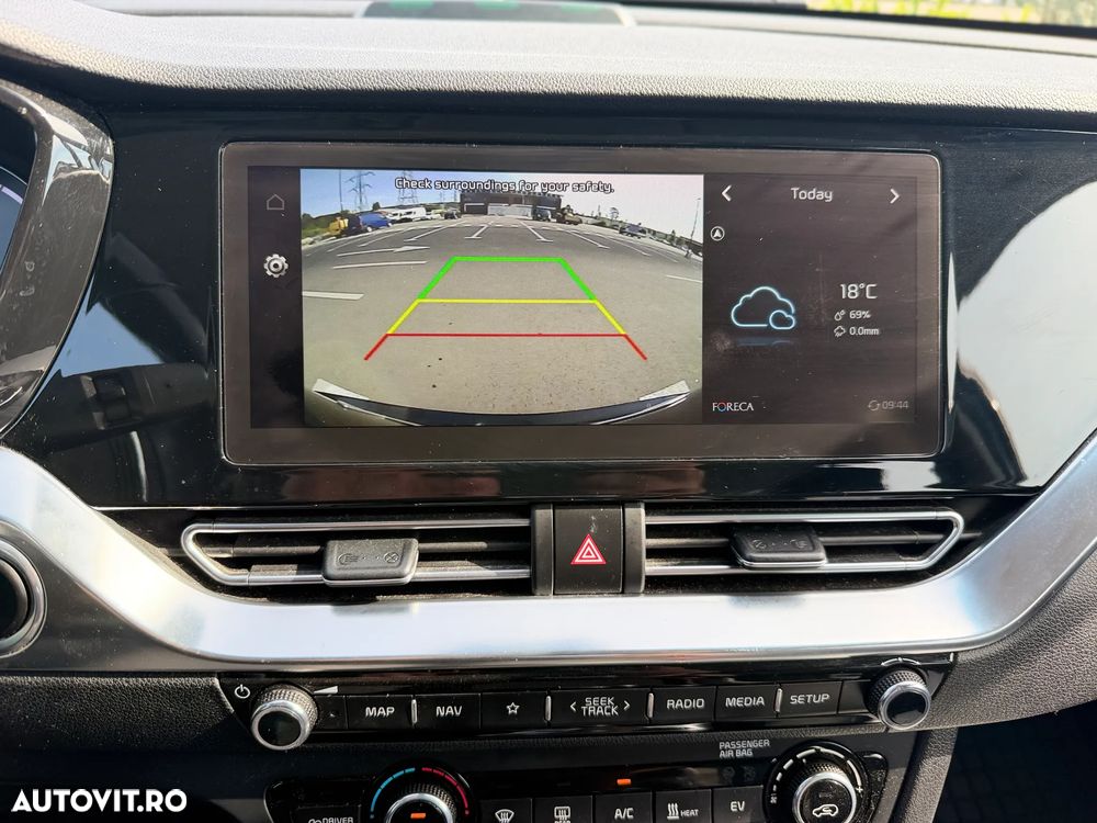 Kia Niro Vision - 12