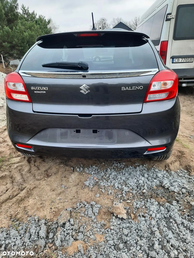 Suzuki Baleno 1.2 Dualjet Club - 9