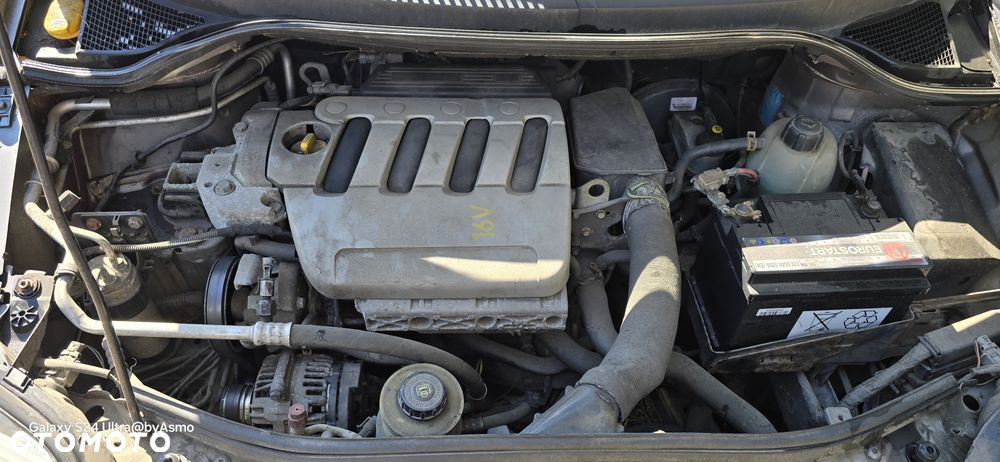 Renault Scenic 1.6 16V Family - 12