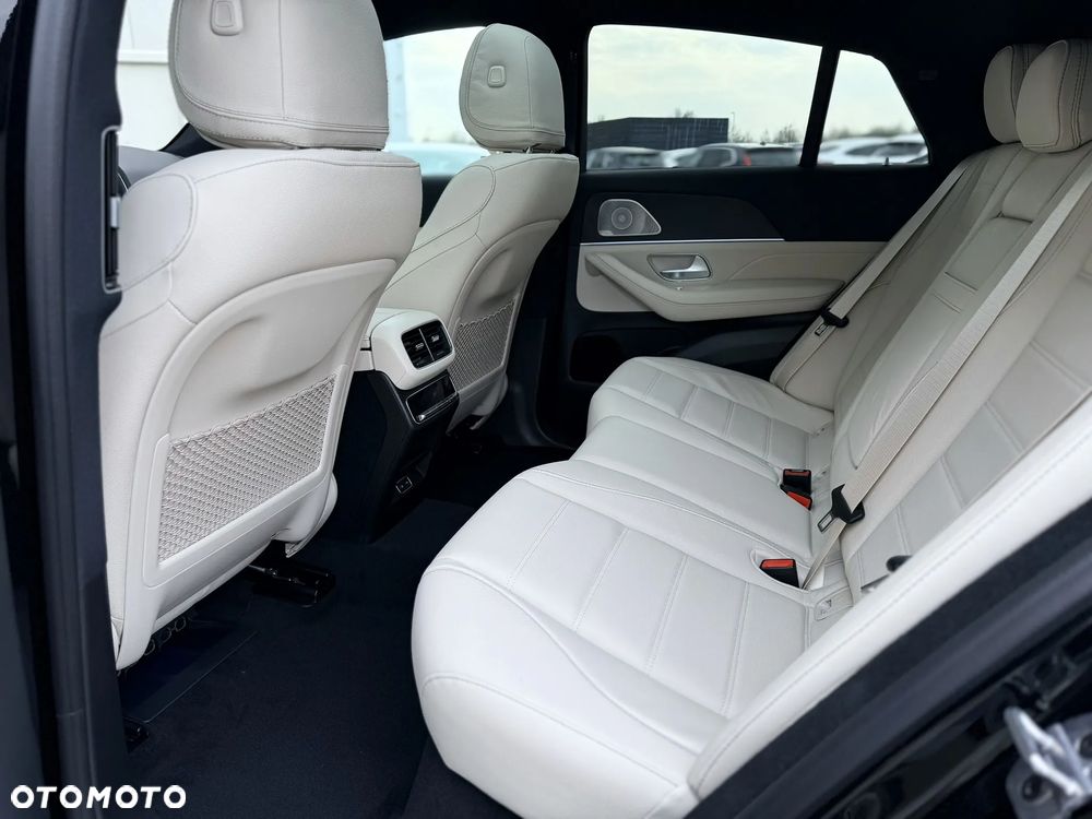 Mercedes-Benz GLE - 34