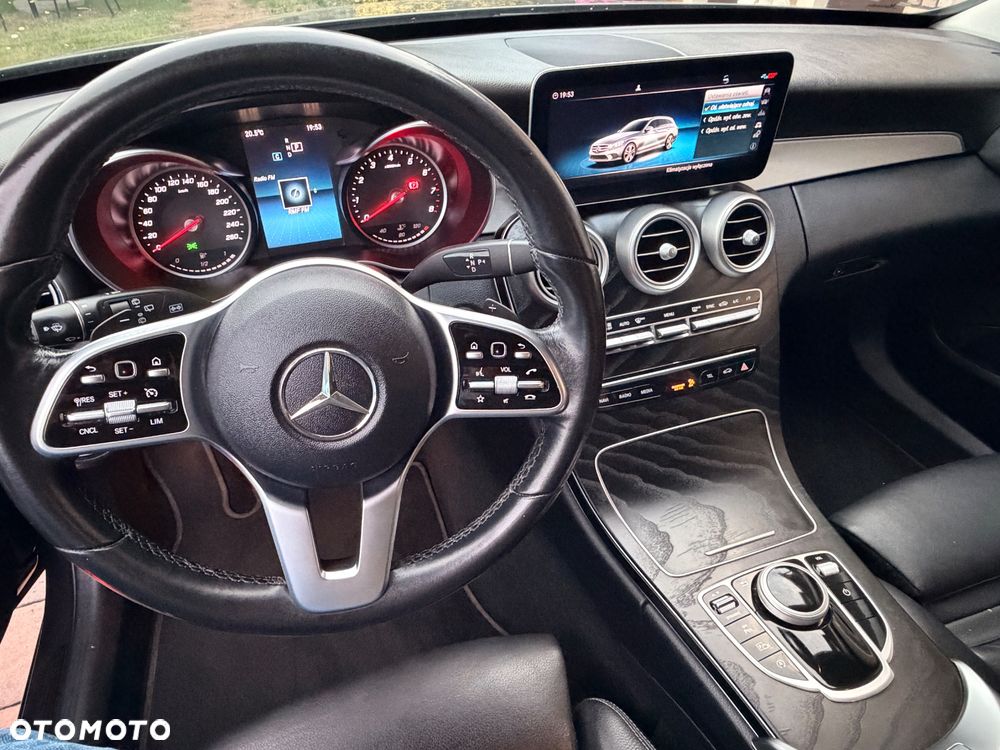 Mercedes-Benz Klasa C 180 9G-TRONIC Avantgarde - 22