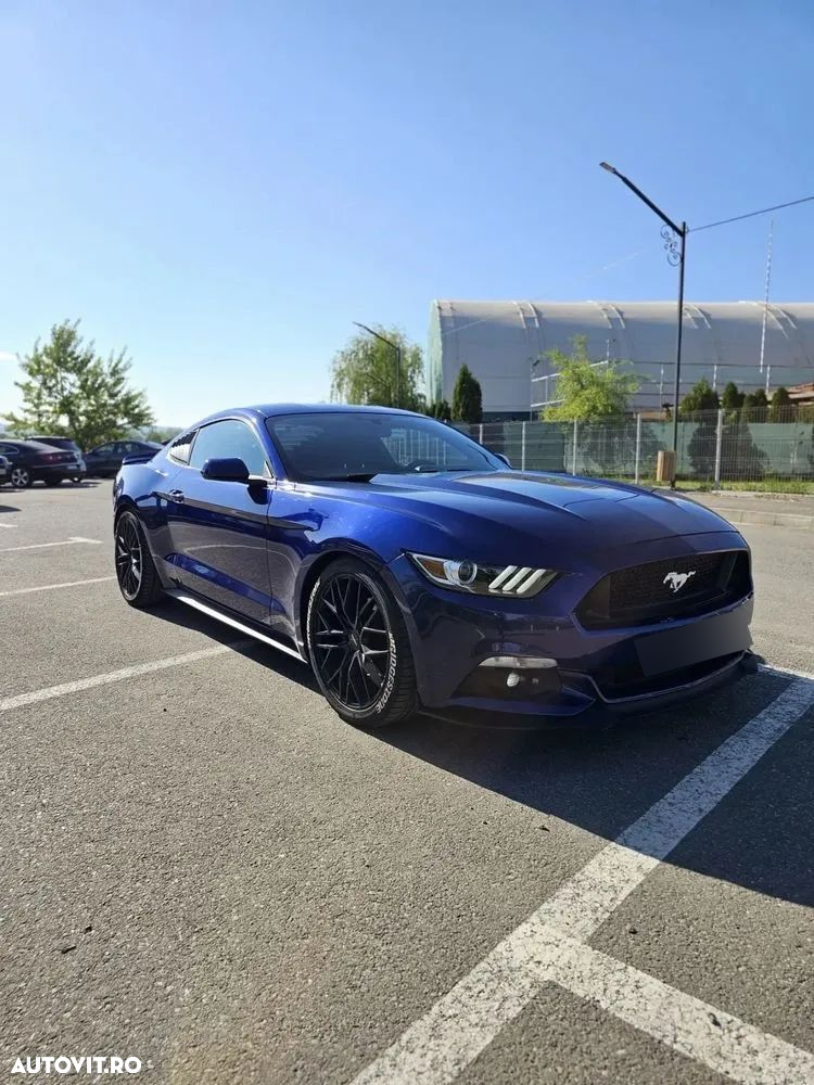 Ford Mustang - 9