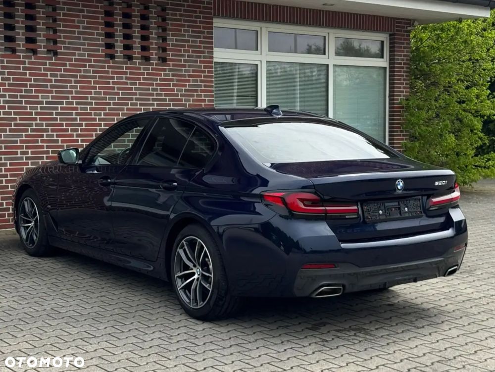 BMW Seria 5 520i M Sport sport - 10