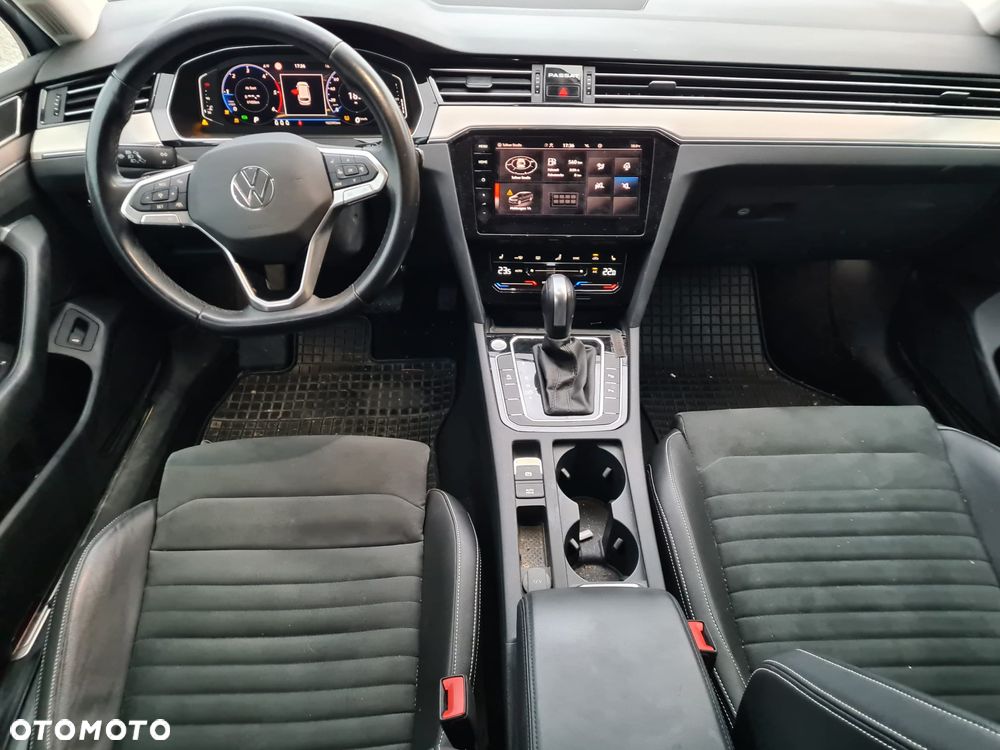 Volkswagen Passat 2.0 TDI SCR Style DSG - 13