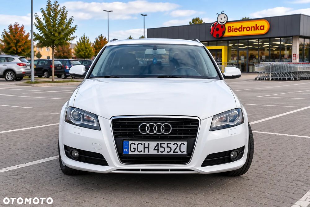 Audi A3 Sportback 2010 photo 5