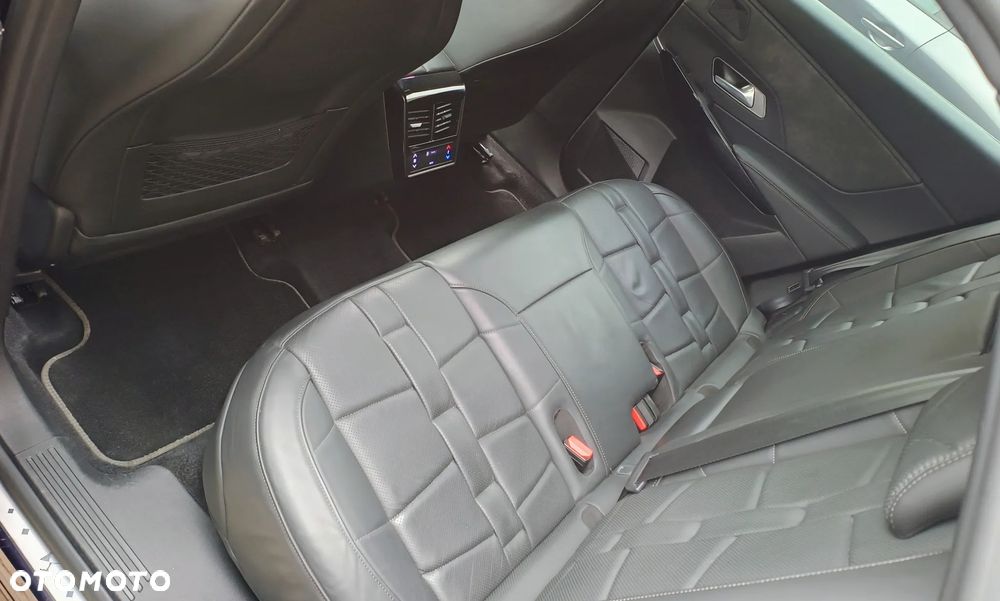 DS Automobiles DS 7 Crossback 1.6 E-Tense 4x4 Louvre - 24