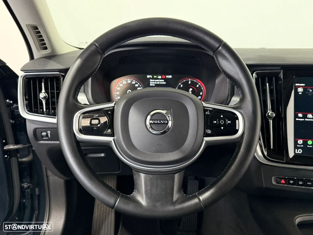 Volvo V90 2.0 D4 Momentum Plus Geartronic - 24