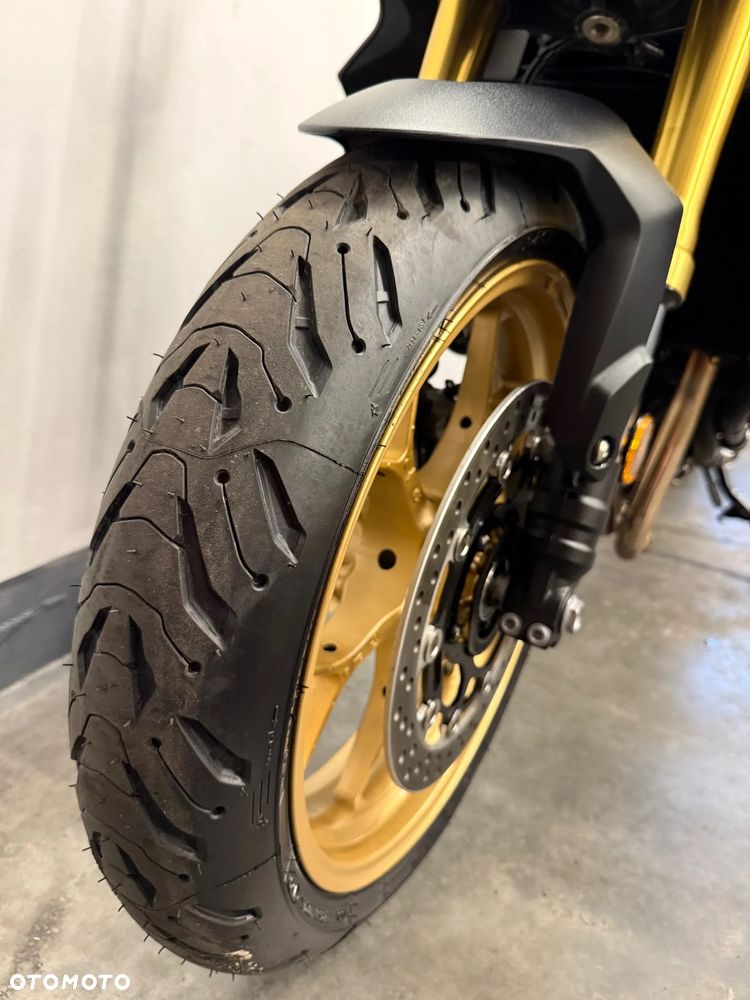 Honda Hornet - 9