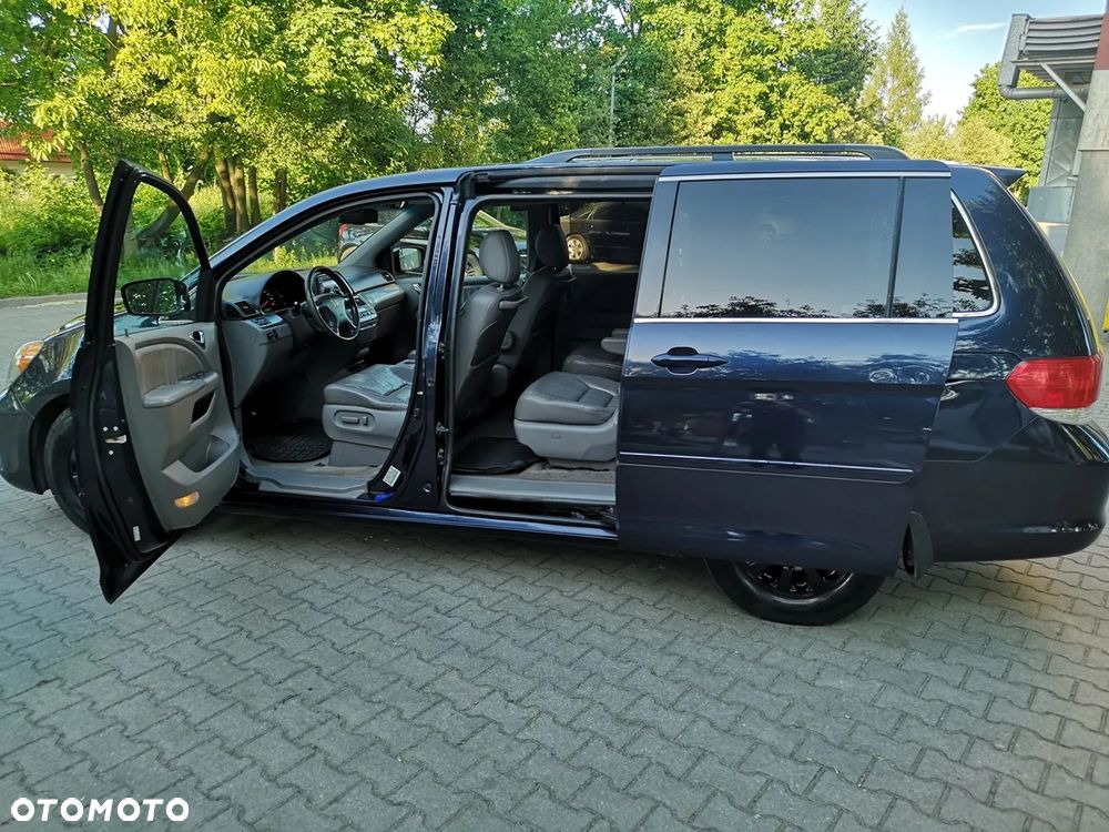 Honda Odyssey 3.5 LX - 16