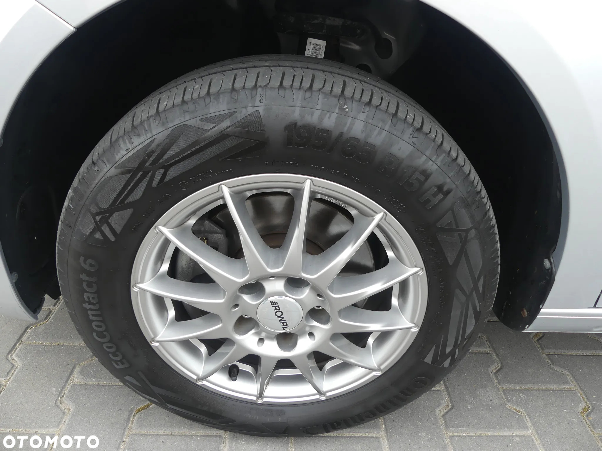 Volkswagen Caddy 2.0 TDI Highline DSG - 30