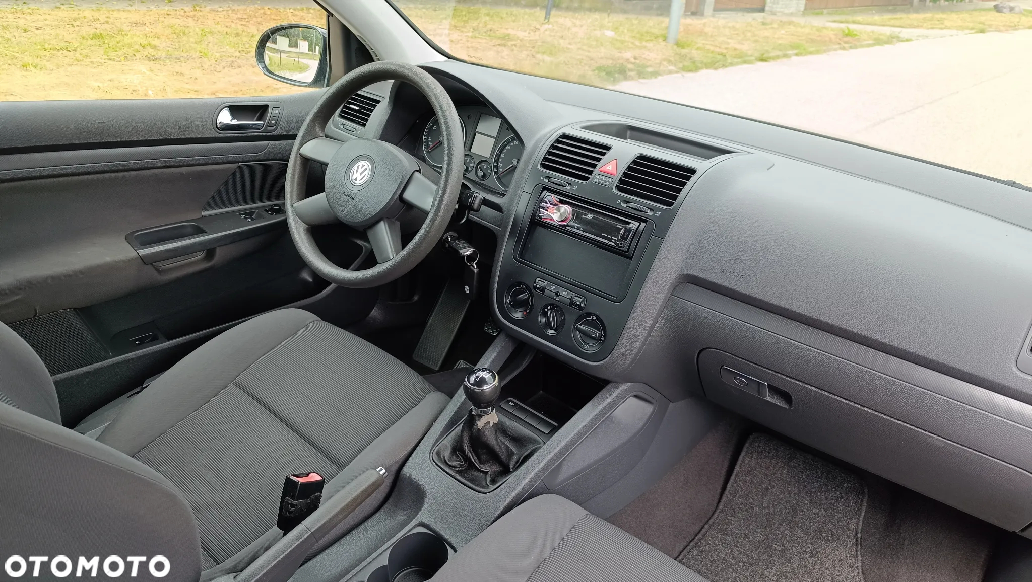 Volkswagen Golf 1.6 Comfortline - 11